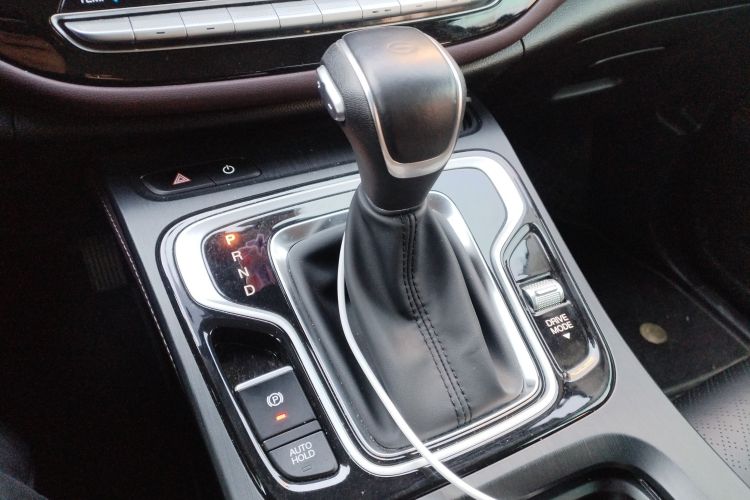 广汽传祺 传祺M6 2021款 PRO 270T DCT尊享版中控内饰18