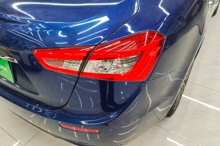 玛莎拉蒂 Ghibli 2017款 3.0T 标准版车身外观6006