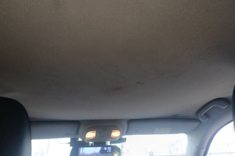 Jeep 指南者 2017款 200T 自动舒享版中控内饰22