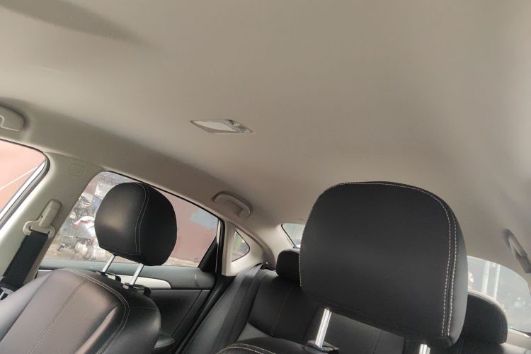 日产 轩逸 2022款 经典 1.6XE CVT舒适版中控内饰22