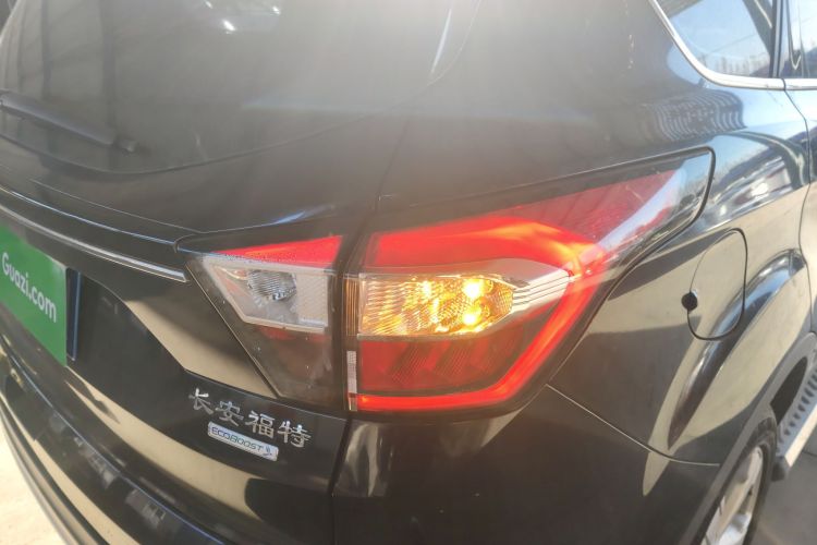 福特 翼虎 2017款 EcoBoost 180 两驱铂翼型车身外观6006