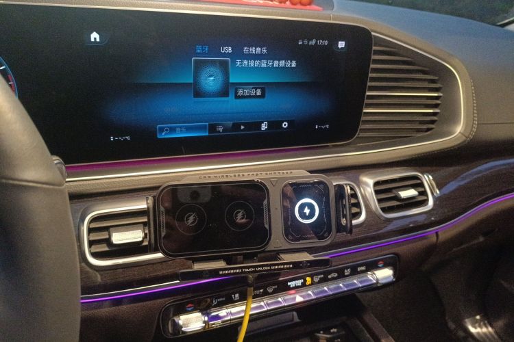 奔驰GLE 2020款 改款 GLE 350 4MATIC 时尚型特别版中控内饰16