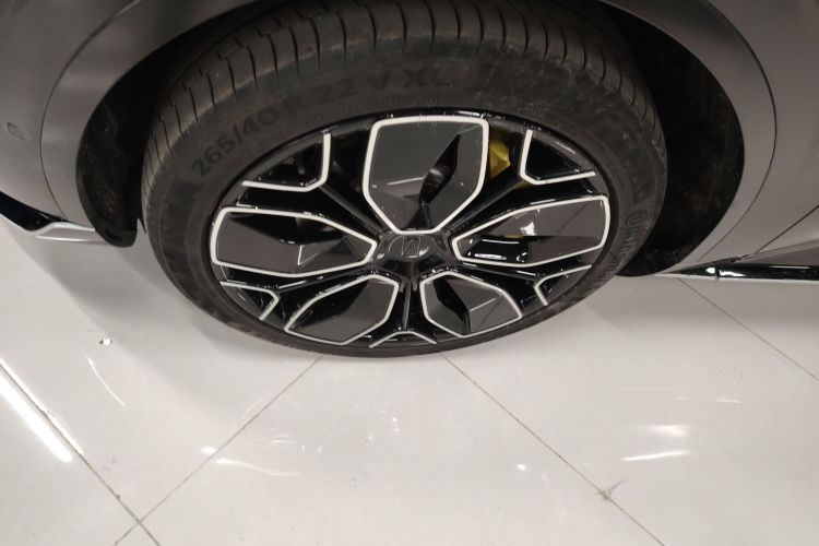 阿维塔11 2023款 鸿蒙 116度 奢享版车身外观6007