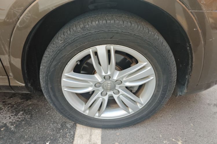 奥迪Q3 2015款 30 TFSI 舒适型车身外观10