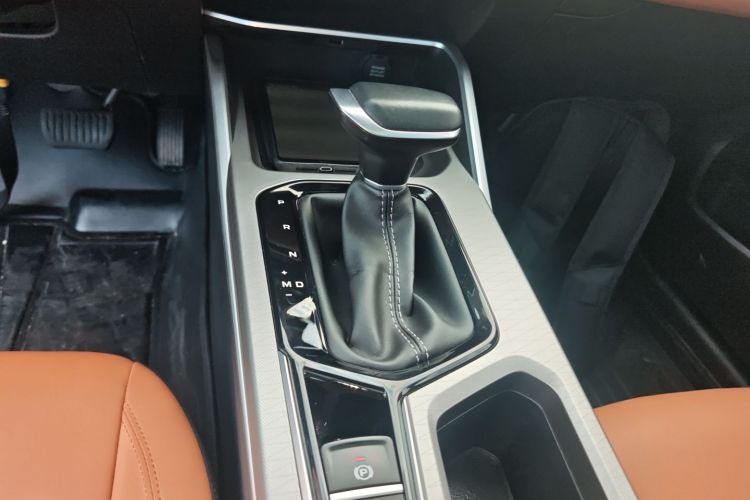 吉利汽车 帝豪 2025款 第4代 1.5L CVT旗舰型中控内饰18