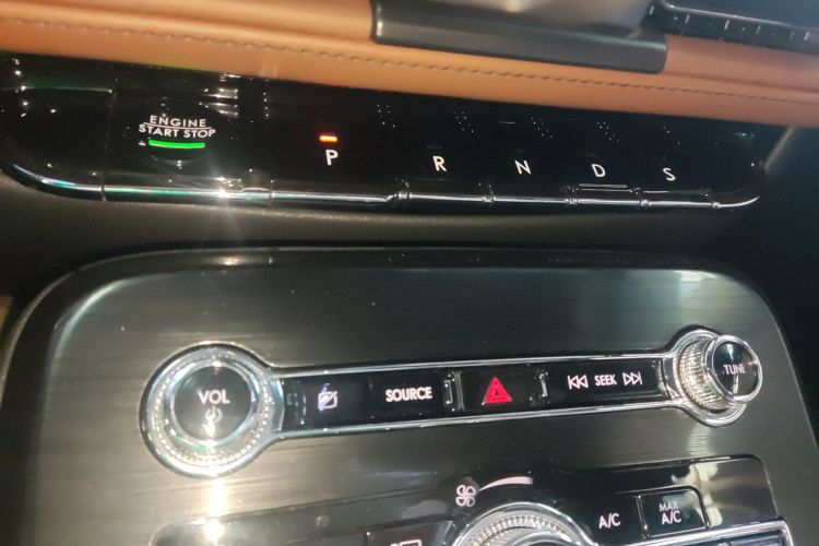 林肯 航海家 2021款 2.0T 四驱尊雅版局部细节18