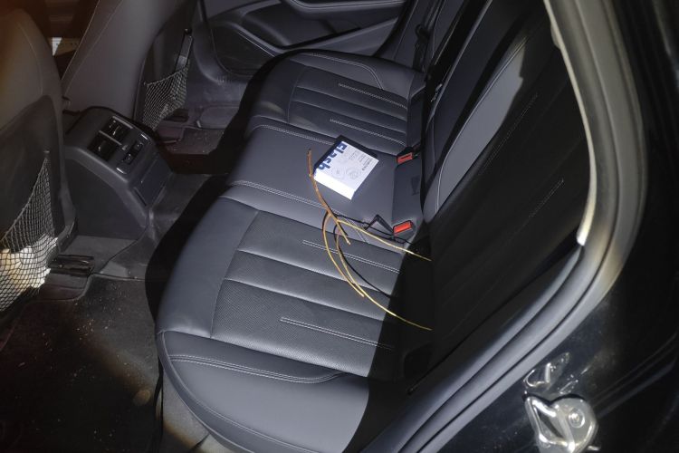 奥迪A4L 2020款 40 TFSI 豪华致雅型中控内饰21