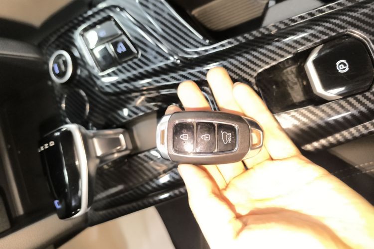 北京现代ix35 2021款 2.0L 自动两驱GLS领先版中控内饰11