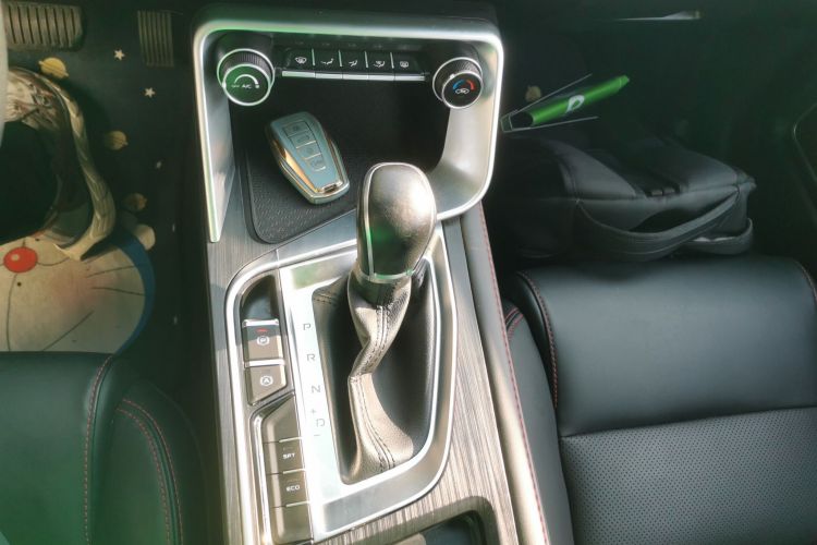 吉利汽车 缤瑞 2020款 改款 1.4T CVT亚运版中控内饰18