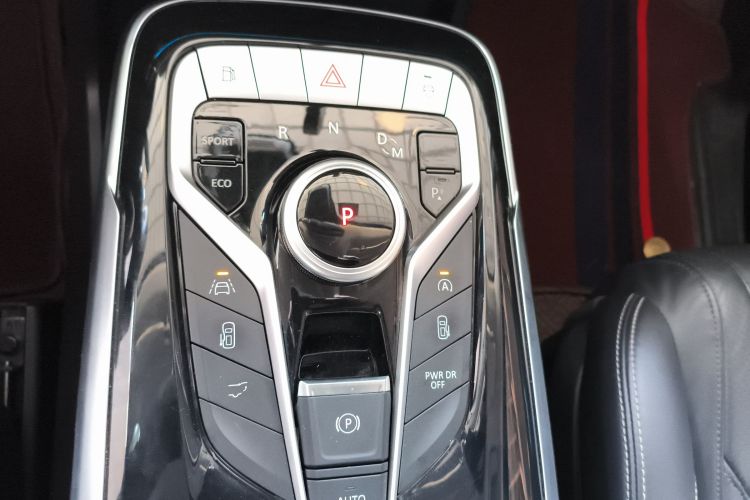 上汽大通MAXUS 大通G20 2020款 2.0T 汽油自动智尊版中控内饰18