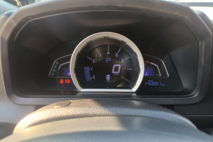 纳智捷 优6 SUV 2016款 1.8T 风尚超值型中控内饰14