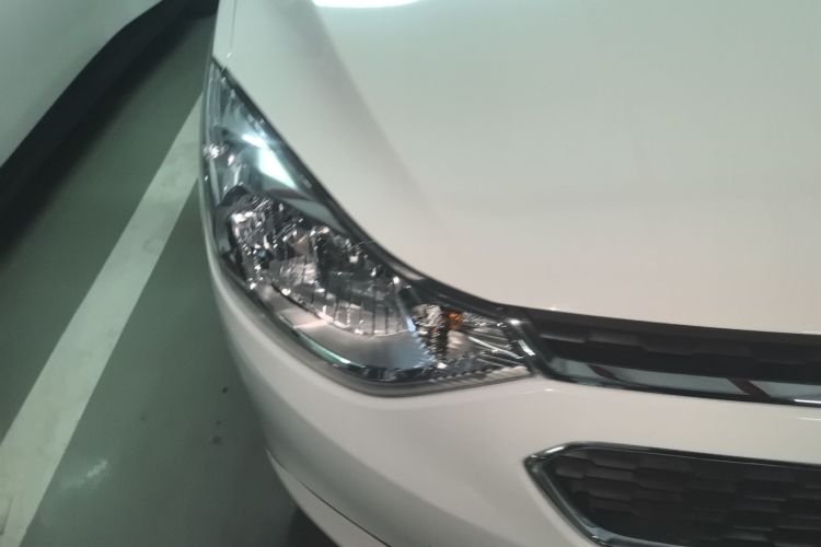 雪佛兰 2015款 赛欧3 1.5L 手动理想天窗版车身外观6006