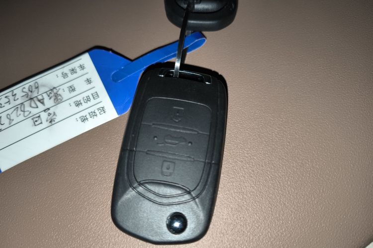 五菱汽车 宏光MINIEV 2025款 四门版 进阶款中控内饰11