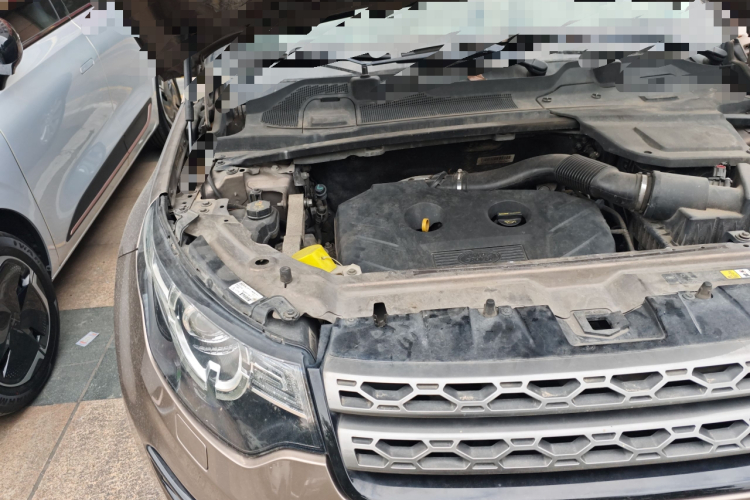 路虎 发现神行 2016款 2.0T SE局部细节9006