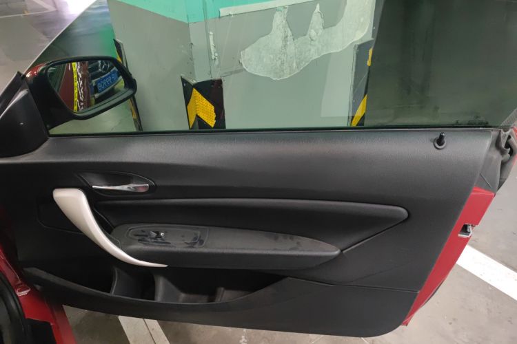 宝马2系(进口) 2015款 218i 敞篷轿跑车中控内饰42