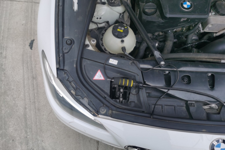 宝马5系 2014款 525Li 豪华设计套装局部细节9006