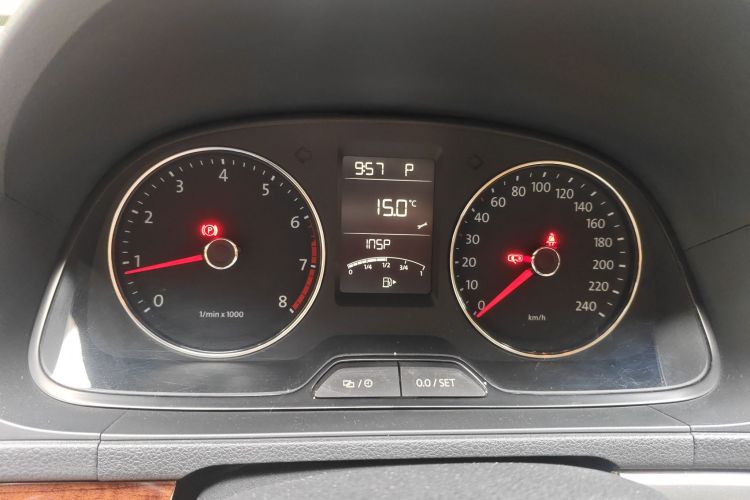 大众 朗逸 2014款 1.6L 自动运动版中控内饰14