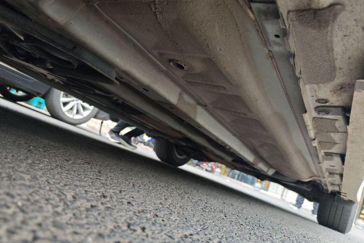 日产 天籁 2018款 2.0L XL 智进版局部细节9004