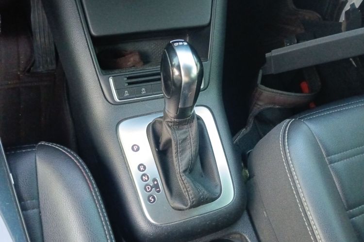 大众 途观 2016款 280TSI 自动两驱丝绸之路风尚版中控内饰18