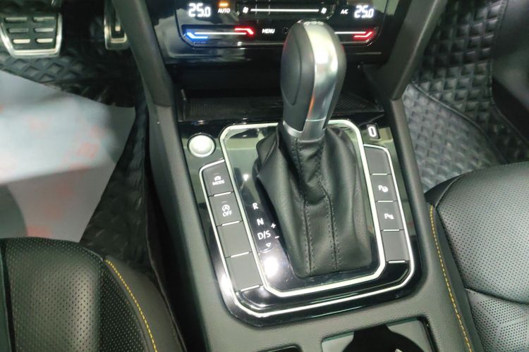 一汽-大众CC 2024款 380TSI 夺目版局部细节18