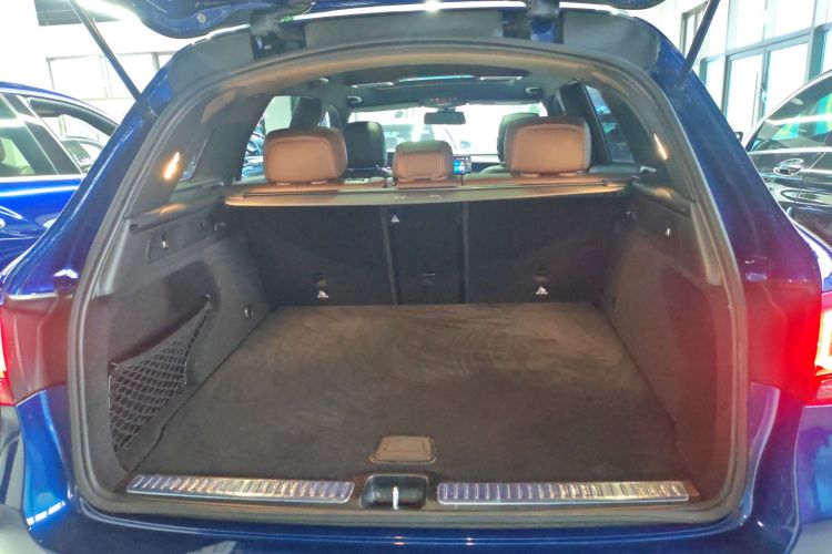 奔驰GLC 2022款 改款二 GLC 260 L 4MATIC 豪华型局部细节23