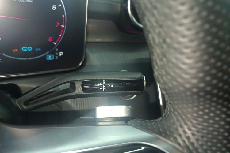 奔驰C级 2022款 C 200 L 运动版中控内饰18