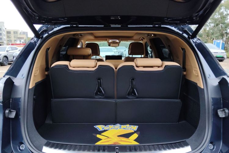 腾势N8 2023款 四驱超混旗舰七座版机舱底盘23