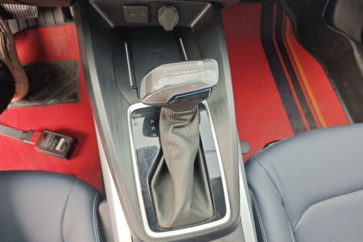 雪佛兰 科鲁泽 2024款 1.5L 双离合悦享版中控内饰18