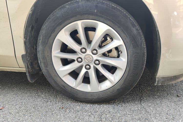 别克GL8 2017款 ES 28T 尊享型 国V车身外观10