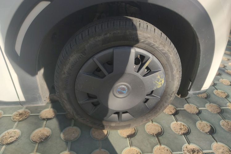 比亚迪 海鸥 2024款 荣耀版 305km 活力版车身外观10