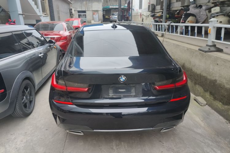 宝马3系 2021款 改款 325Li M运动套装车身外观6