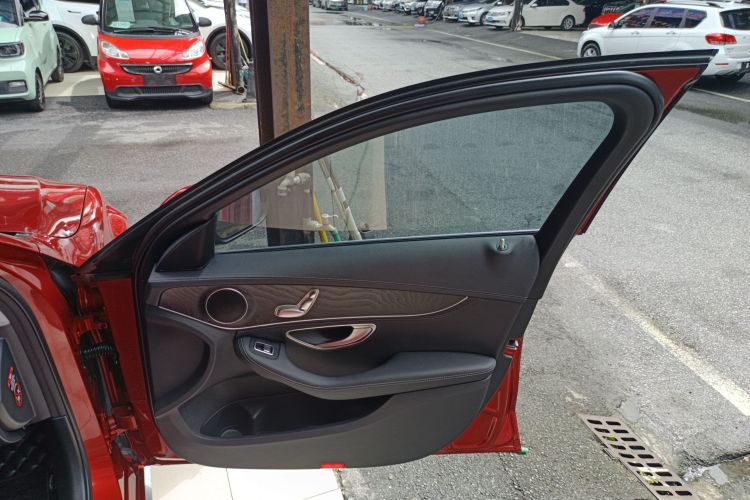 奔驰C级 2020款 改款 C 200 L 时尚型运动版中控内饰42