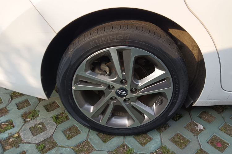 现代 领动 2016款 1.6L 自动智炫·精英型车身外观6008