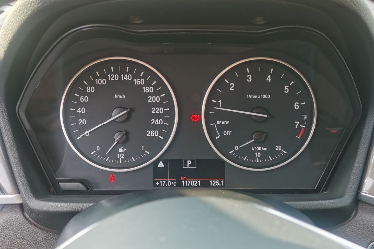 宝马X1 2018款 xDrive20Li 尊享型中控内饰14