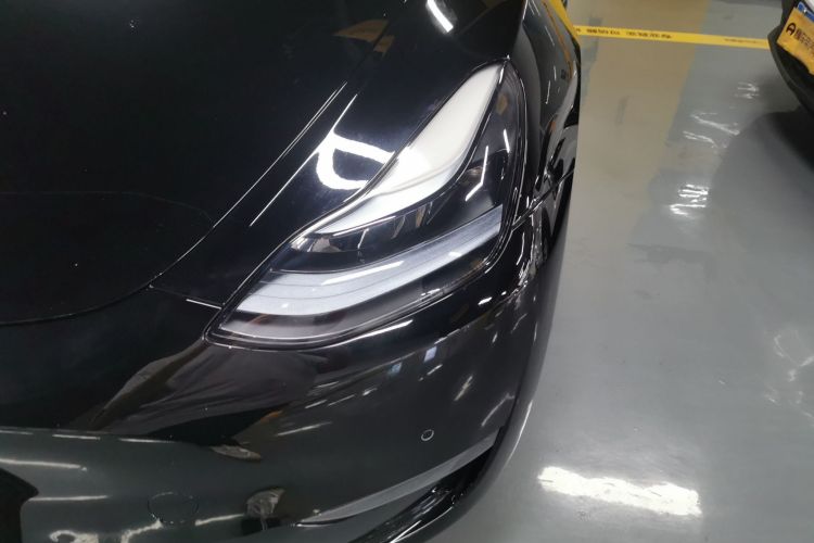 特斯拉 Model Y 2023款 高性能全轮驱动版车身外观36