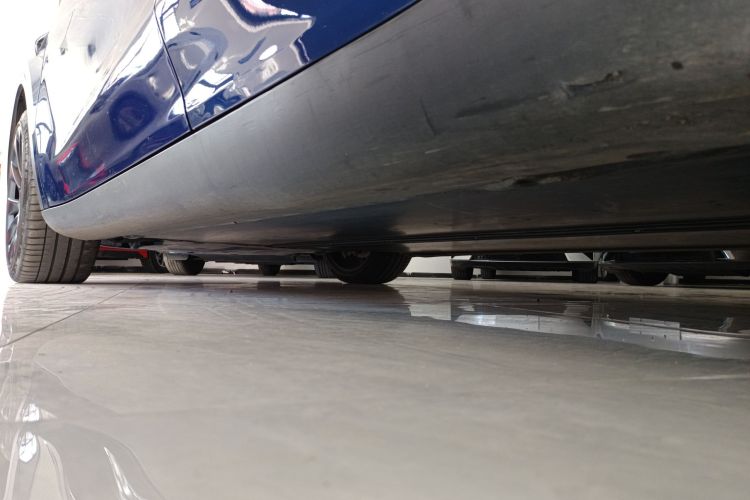 特斯拉 Model Y 2022款 长续航全轮驱动版局部细节9002