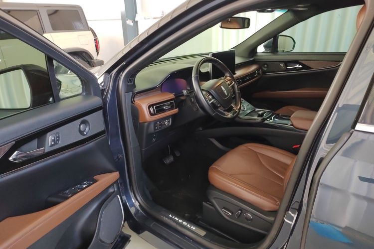 林肯 航海家 2021款 2.0T 四驱尊雅版中控内饰7003