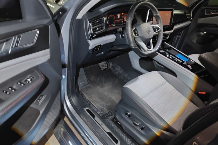 大众 途昂X 2021款 330TSI 两驱豪华版中控内饰7003