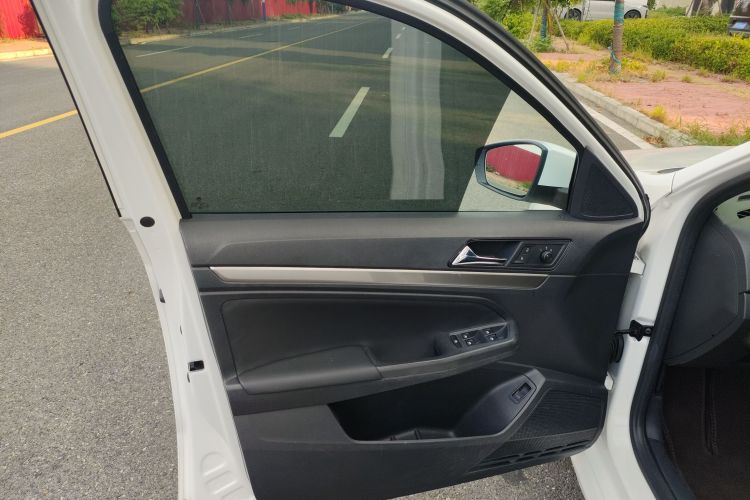 大众 2019款 朗逸启航 1.5L 自动风尚版 国VI中控内饰47