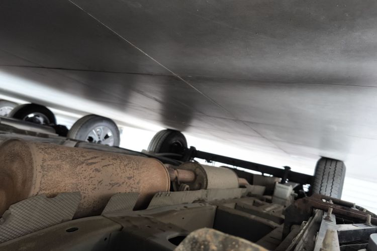 福特 全顺 2023款 2.0T汽油自动多功能商用车中轴低顶5/6座机舱底盘29