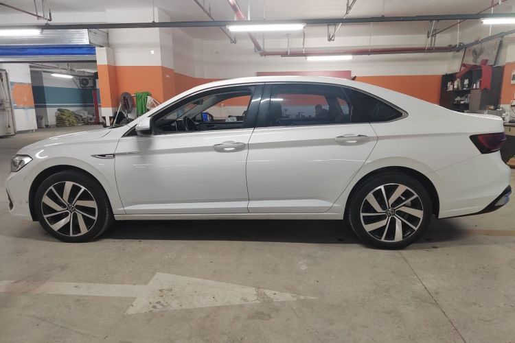 大众 速腾 2023款 300TSI DSG超越版车身外观4