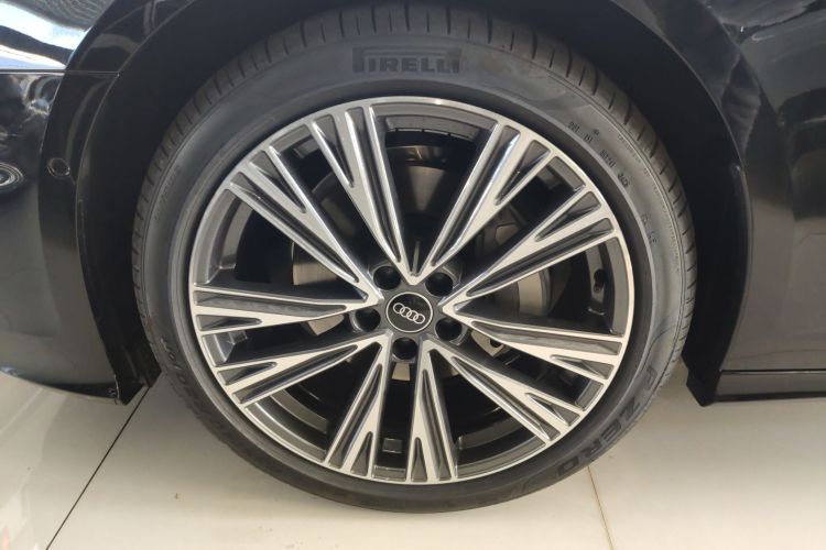 奥迪A6L 2025款 改款 45 TFSI 臻选动感型车身外观6007