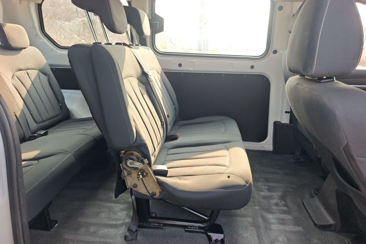 BAW北汽制造 锐胜王牌M7 2023款 1.6L 标轴创富型 7座中控内饰21