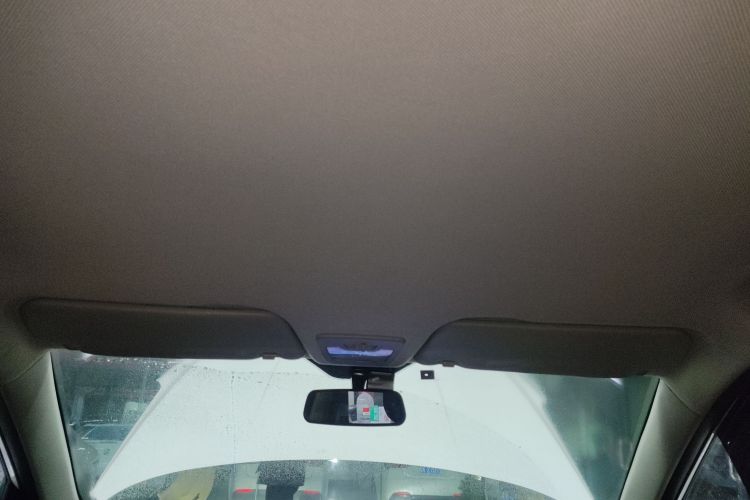 宝骏510 2019款 1.5L 手动劲享型77kW 国VI中控内饰22