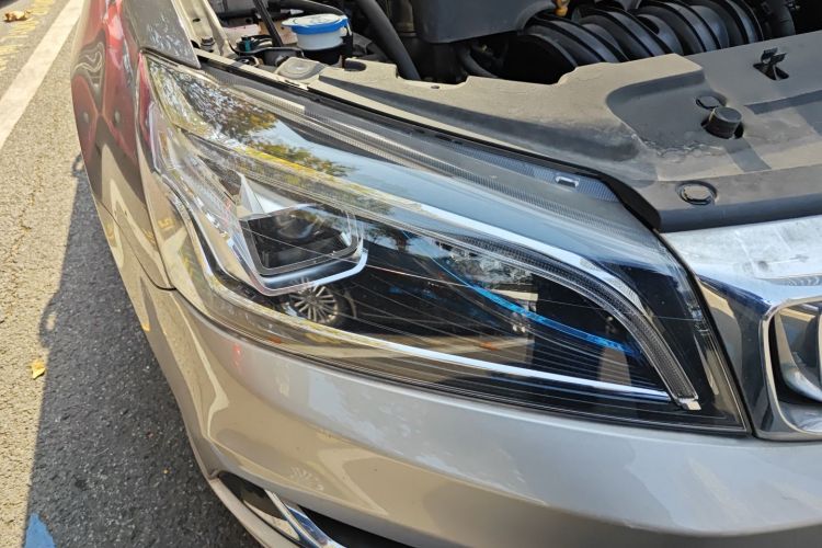 吉利汽车 帝豪 2019款 领军版 1.5L CVT向上亚运版 国VI车身外观8