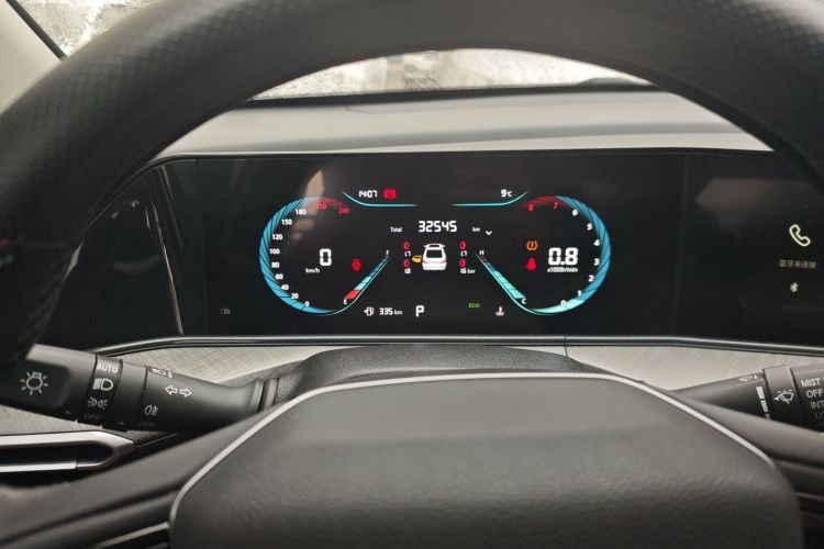 长安 逸动 2022款 PLUS 蓝鲸NE 1.4T GDI DCT尊贵版局部细节14