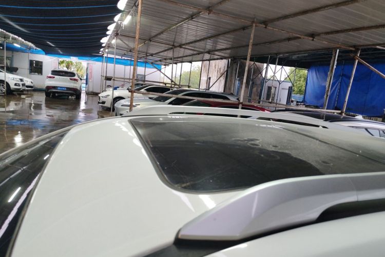 广汽传祺 传祺GS4 2018款 235T 自动两驱精英百万纪念版局部细节57