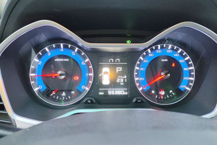 吉利汽车 远景X3 2017款 1.5L 自动尊贵型中控内饰14