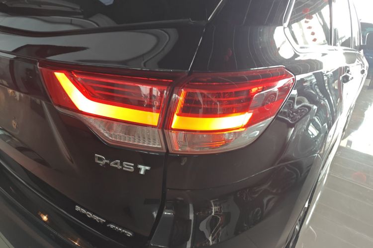 丰田 汉兰达 2018款 2.0T 四驱豪华版 7座 国VI车身外观9