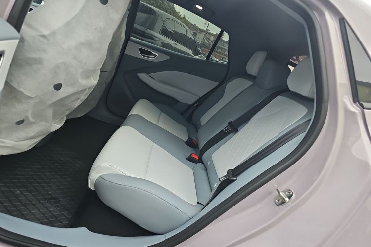 名爵 MG4 EV 2026款 437 自由版中控内饰21